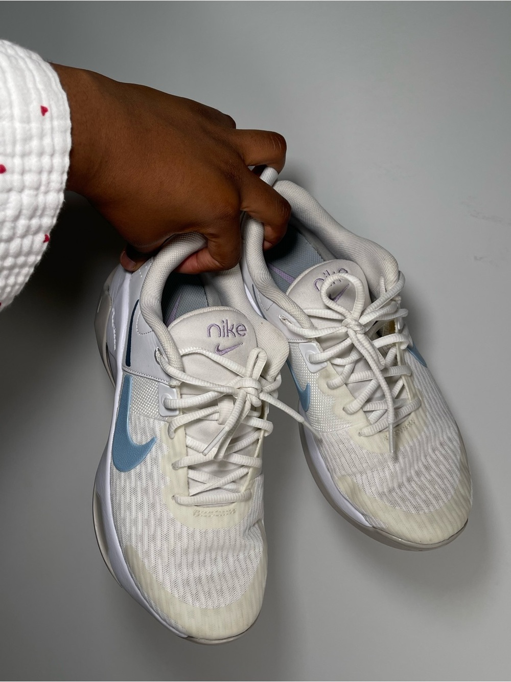 Nike Bella 6 Sneakers with Light Blue Swoosh and Pale Purple Logo - Picture 1 of 4